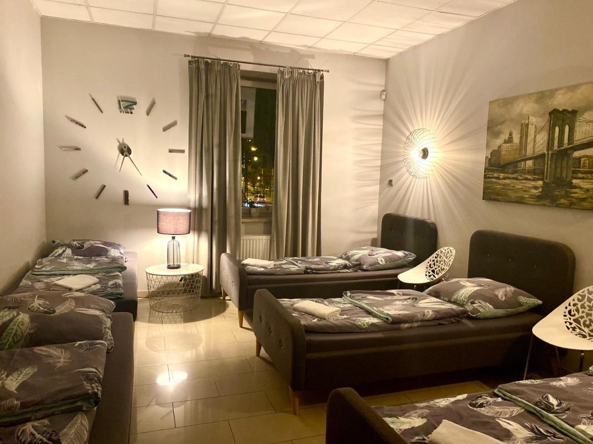 Apartamenty I Pokoje „Pod Jedynka” Konstantynów Łódzki エクステリア 写真
