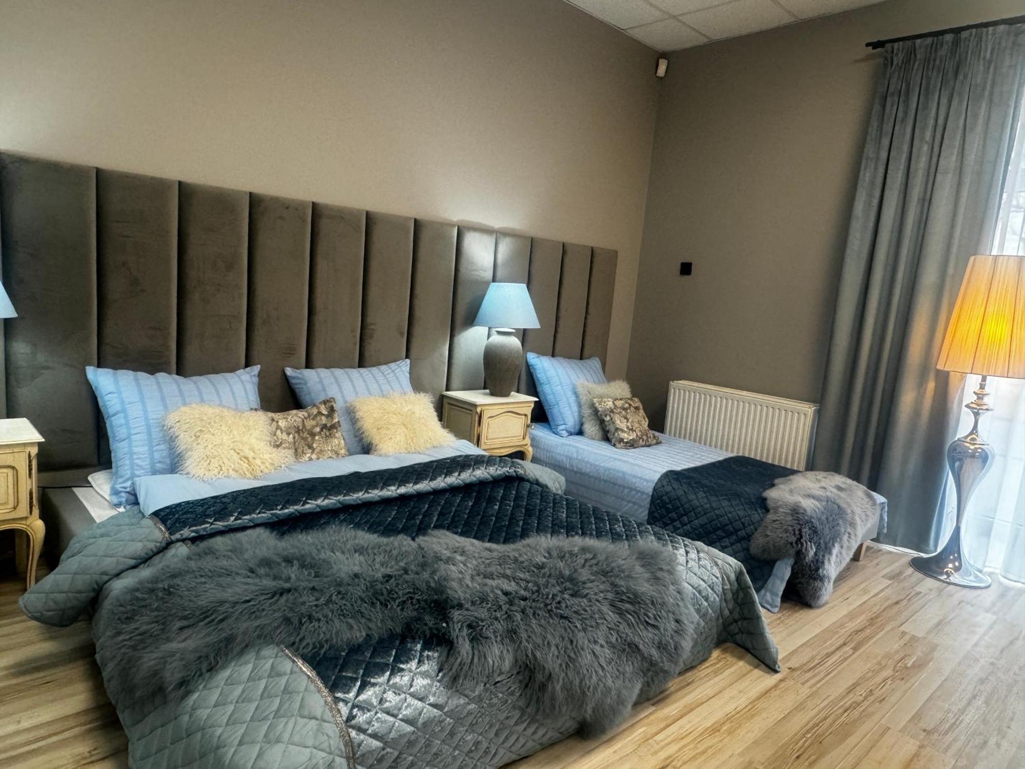 Apartamenty I Pokoje „Pod Jedynka” Konstantynów Łódzki エクステリア 写真